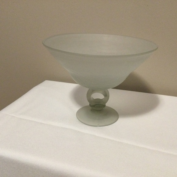 Frosted glass pedestal dish - Picture 1 of 2